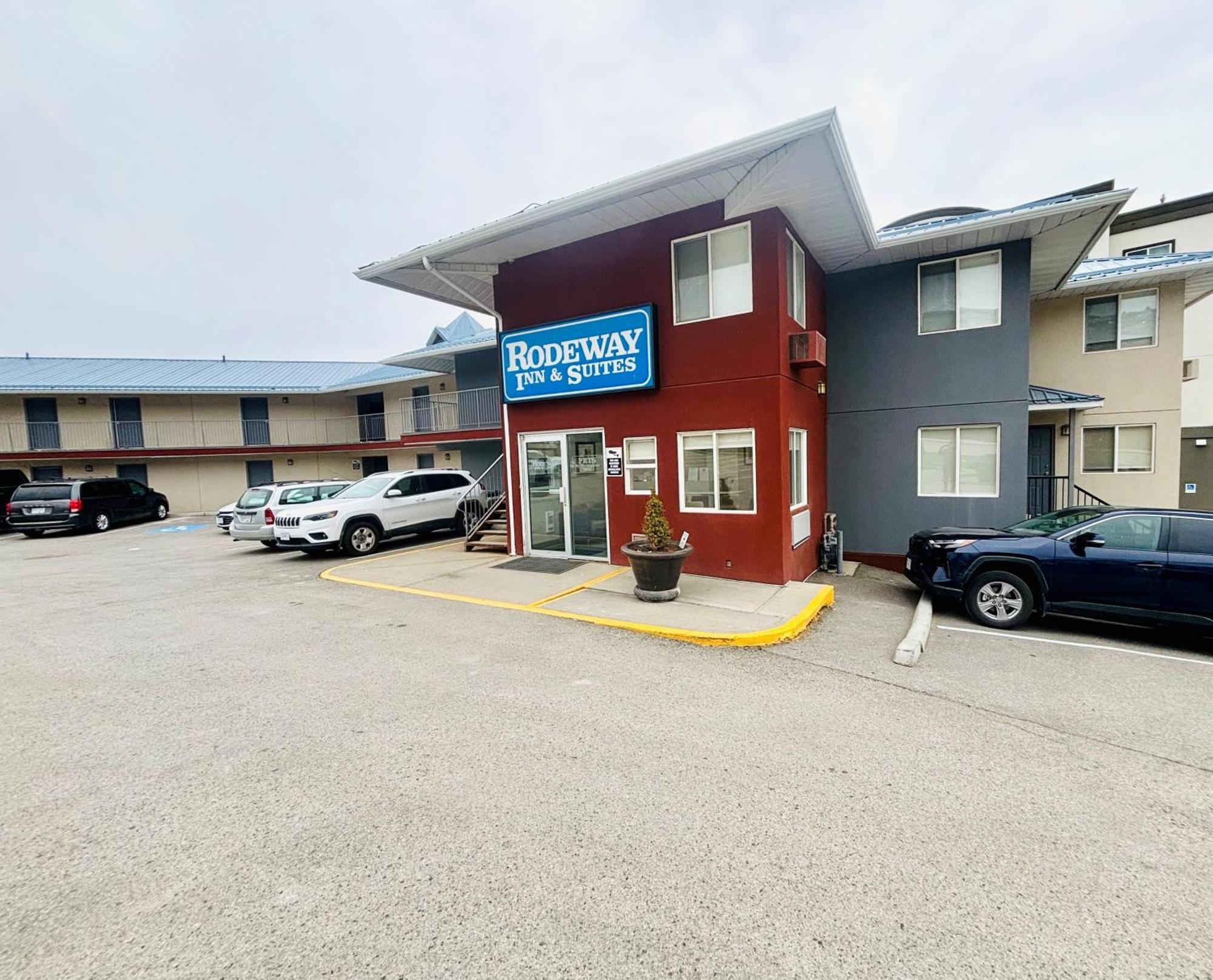Rodeway Inn & Suites Kamloops Luaran gambar