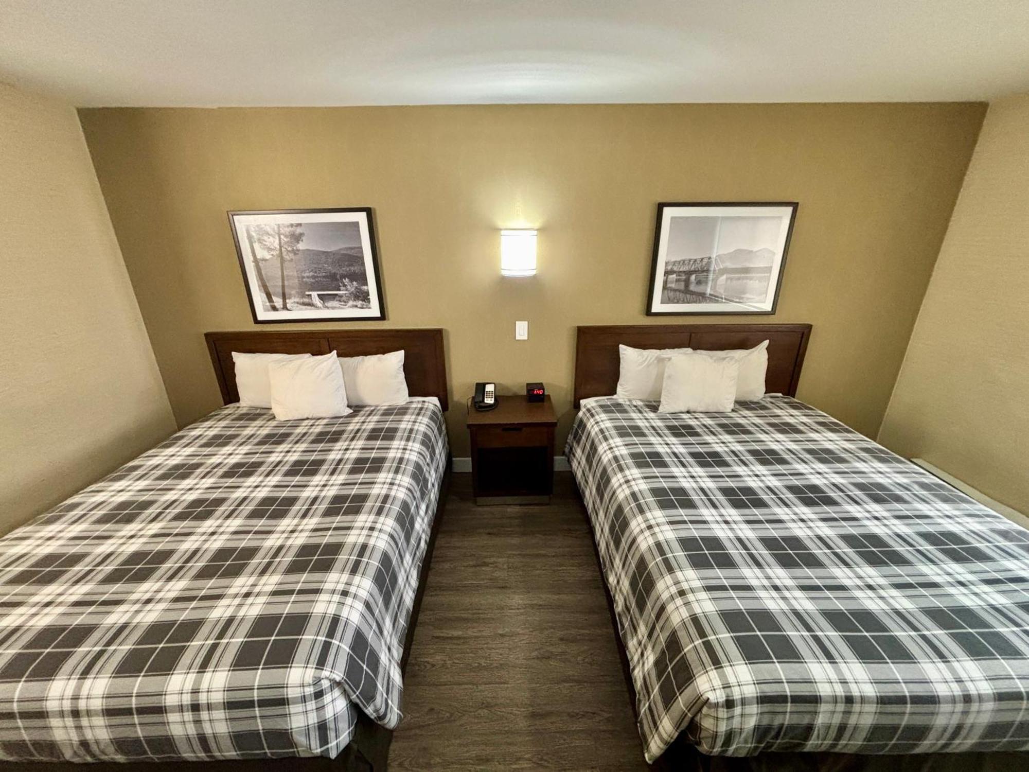Rodeway Inn & Suites Kamloops Luaran gambar