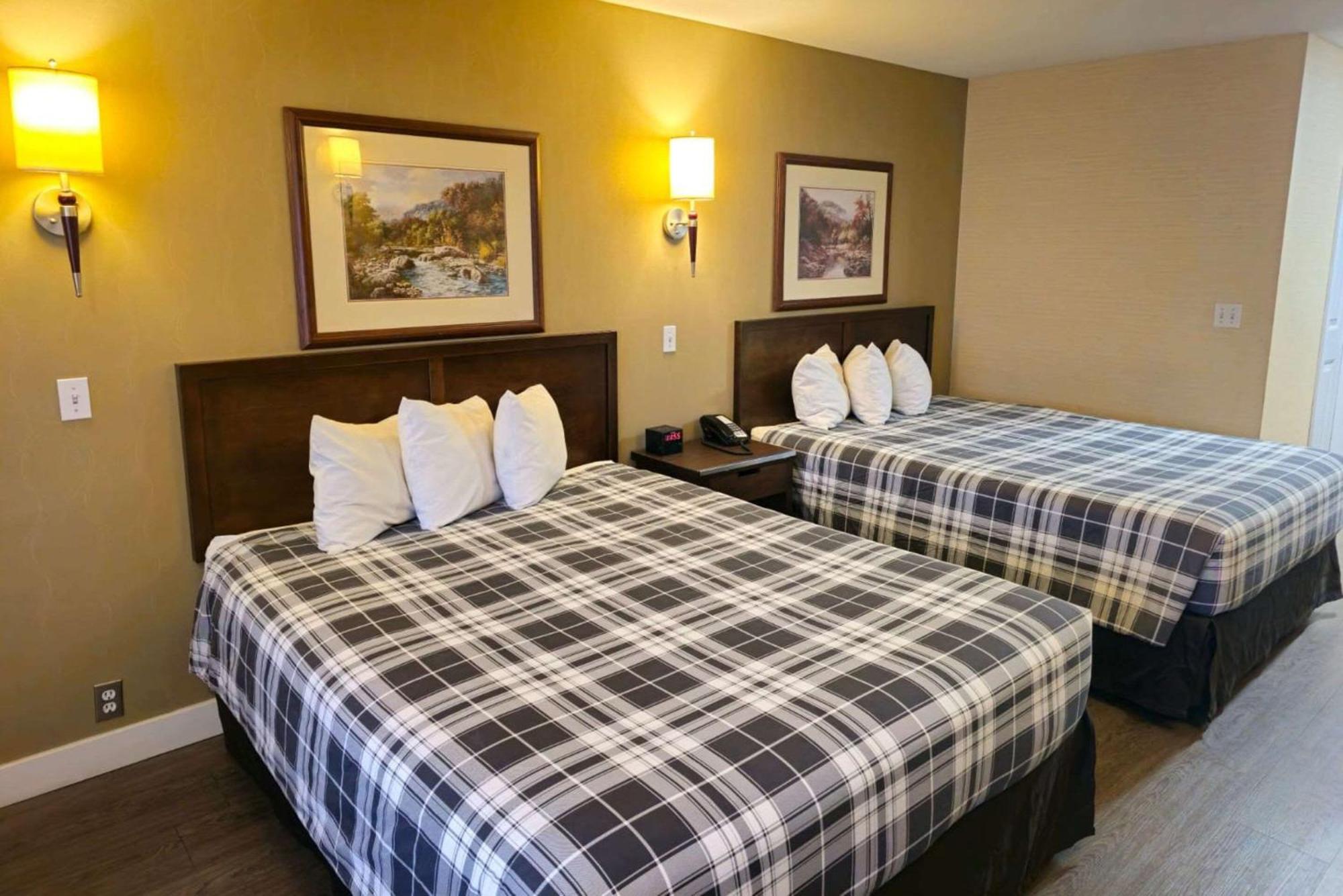 Rodeway Inn & Suites Kamloops Luaran gambar